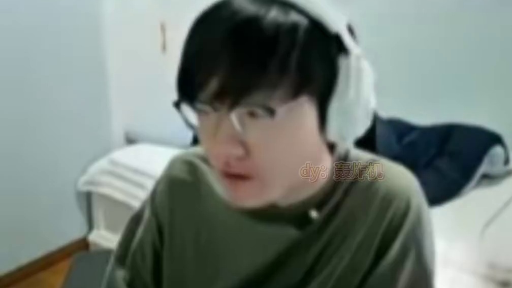 小Tian自曝明年大概率是最后一年！ Yagao：我知道你想去BLG，但你斗魂的水平去不了BLG！#lpl #Tian #Yagao #BLG #英雄联盟S15