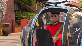 《精英環(huán)游記》三大皮膚限時(shí)補(bǔ)，主播真人對(duì)掏超刺激！# 精英環(huán)游記 # 和平精英創(chuàng)樂(lè)園綜藝