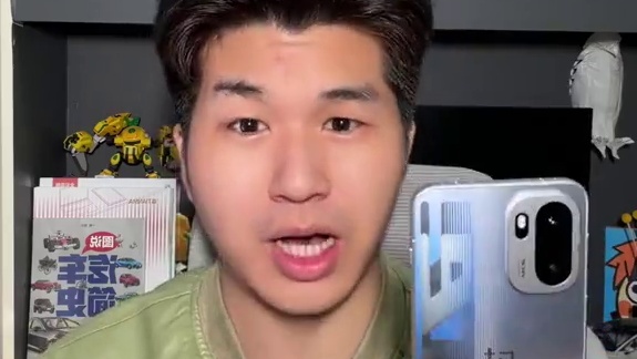 定位中端，胜过旗舰，一加Ace6配置有点超标了！