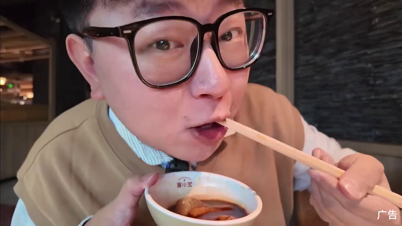 览山海 89畅吃览山海三文鱼自助！#自助餐的正确吃法 #览山海三文鱼自助 #宁波自助餐 #三文鱼自助