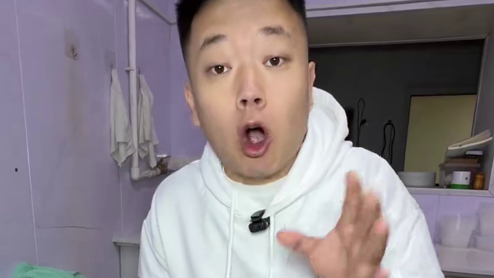 挑战100东北大蒸饺，能吃出小时候的味道 #美食 #饺子 #地方特色美食 #强烈推荐 #家乡特色