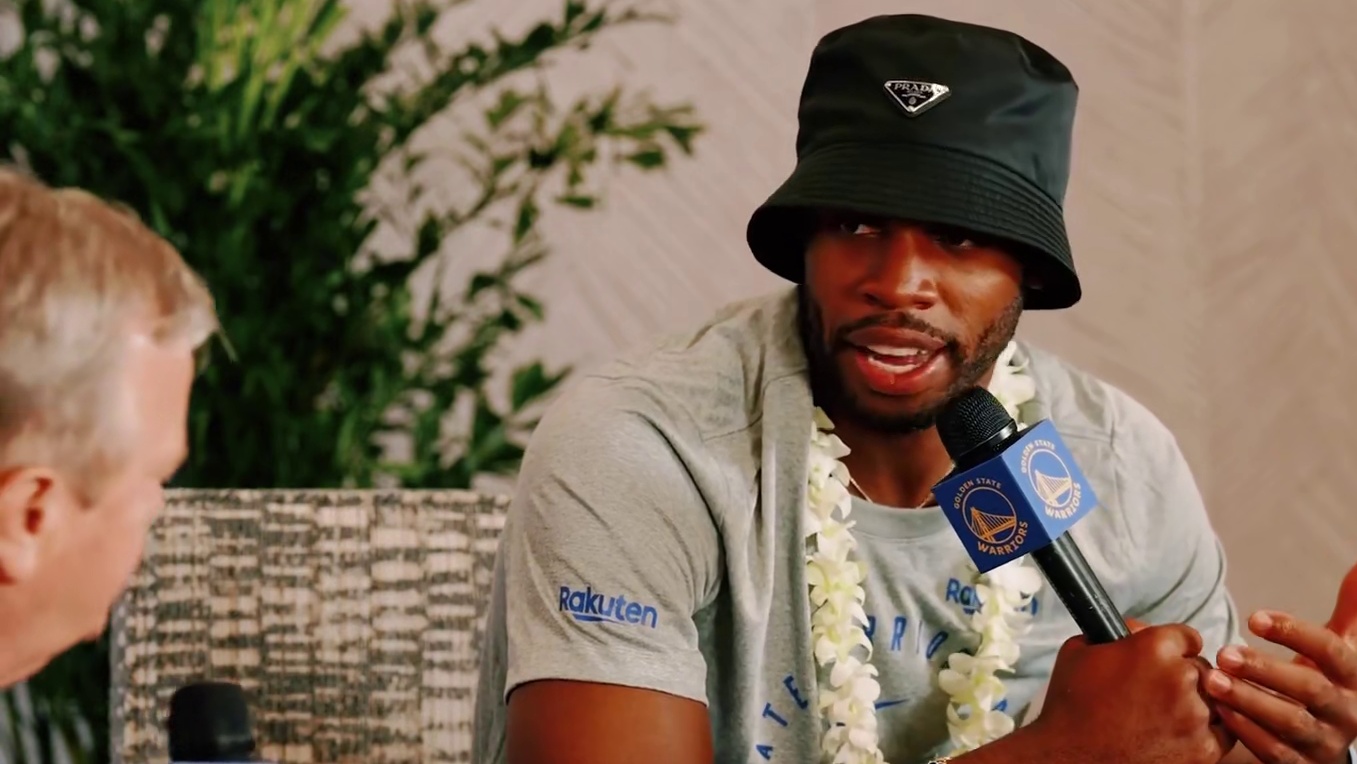 腿筋一级拉伤！至少要休息一周！科尔：得知伤情后库里难过的哭了