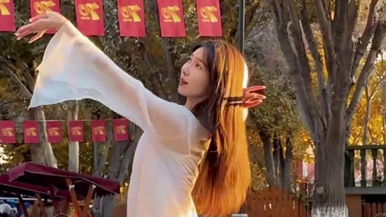 “相见时难别亦难 东风无力百花残”#相见时难别亦难#古典舞#国风古韵#潮流舞蹈地图#青年创作者成