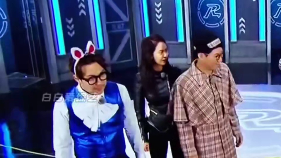 他们仨在综艺史上会留下浓墨重彩的一笔，刘在石掌控全局，哈哈临场反应无敌，李光洙天生综艺圣体，三人配合默契，综艺效果更是无敌1