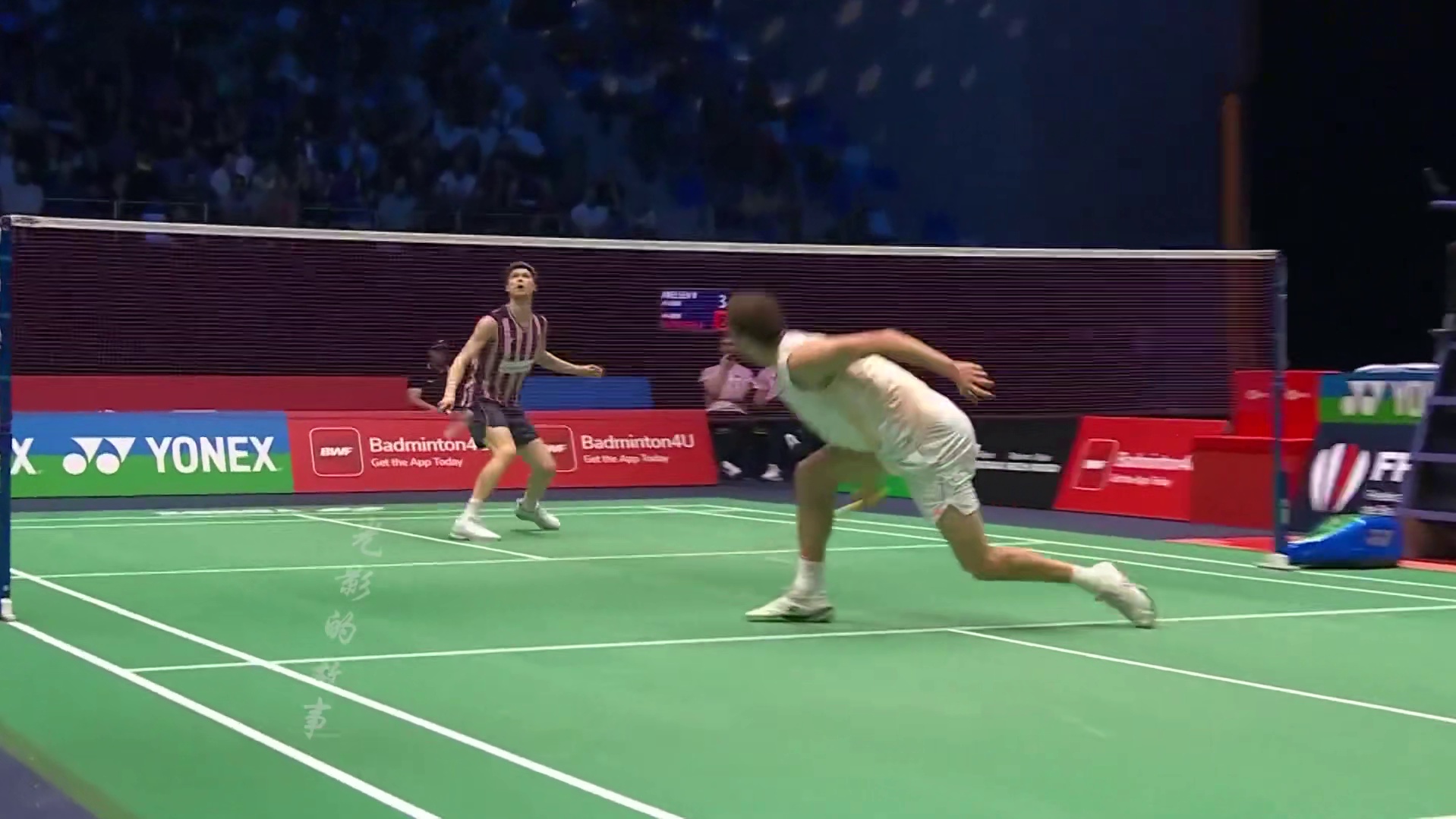 疯狂针对转身消耗！安东森坚决战术执行将安赛龙磨到没有体能崩盘 这场比赛的前半段对抗，也是打出了各种的