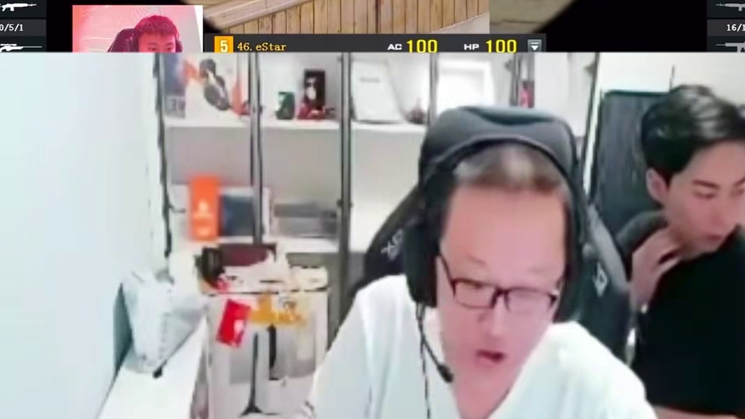 念旧罕见赛场发火，潇潇不听指挥前压白给，队内语音听出念旧真急了，绝迹直言真不怪念旧生气