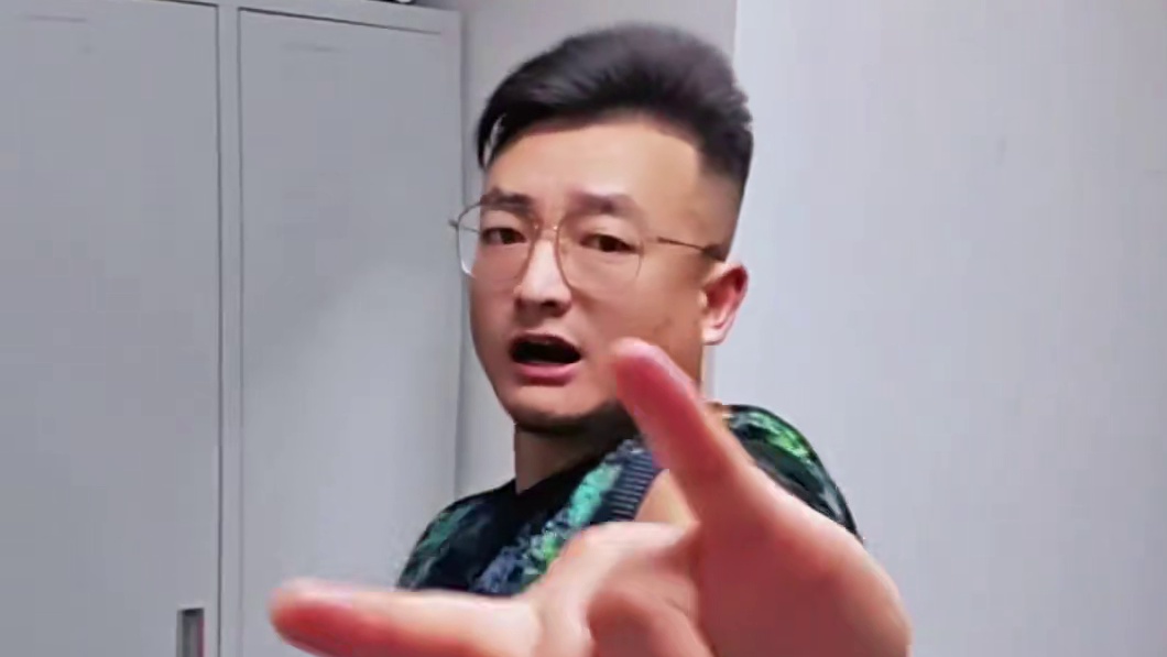 BLG VS VKS 2025英雄联盟全球总决赛瑞士轮第八日，左手妖姬火力全开！Bin神诡道偷家！BLG2比0战胜VKS晋级第五轮！