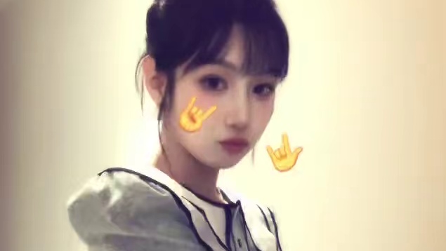 让我来当甜妹！！ #陈琳煜 #短剧演员 #一点点星光摇 #手势舞 #浅跳一下