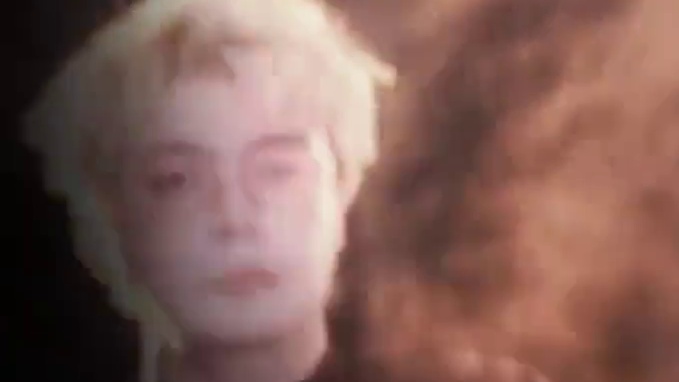 白夜降，黑袍现，盯紧线索，直面交锋！#WhiteNight诸神归位