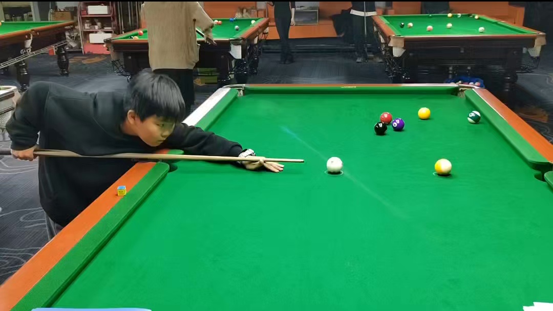 今天又慕名而来了一名小学员！