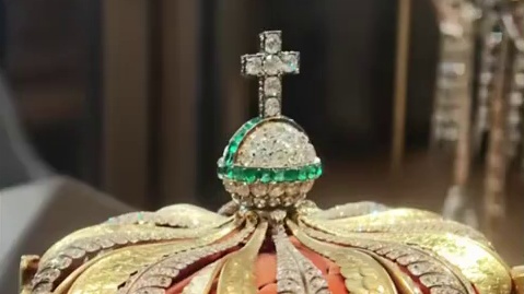 新挖宝的预告来啦！ 高定天锦系列【夜梦王庭】正式服28号更新 周卡奖励升级 星宿自选包→150勾玉 