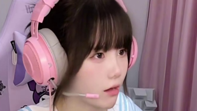 说好的两个呢？#穿越火线 #游戏日常 #饱饱