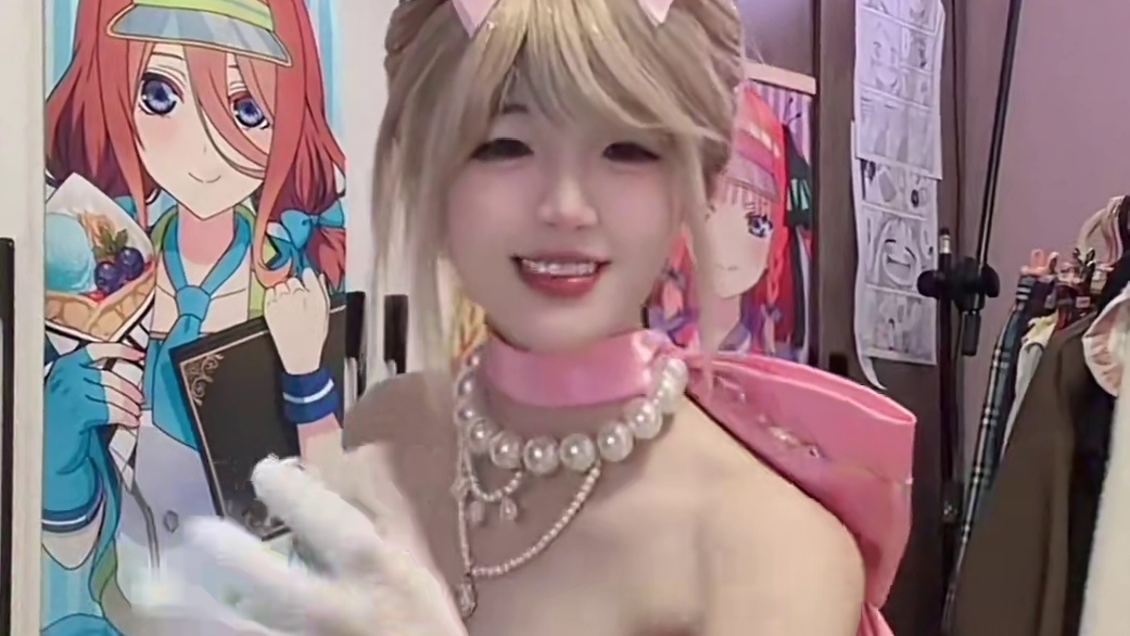 请再靠近我一点点吧！