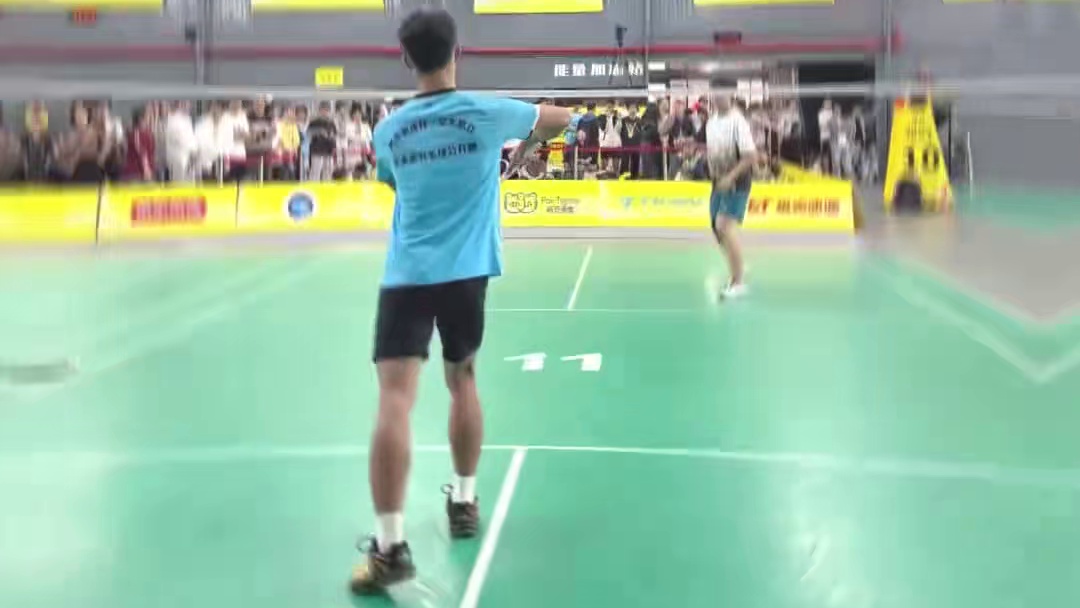 好好训练，争取下次能晋级 #羽毛球 #vlog日常 #万万没想到 #比赛