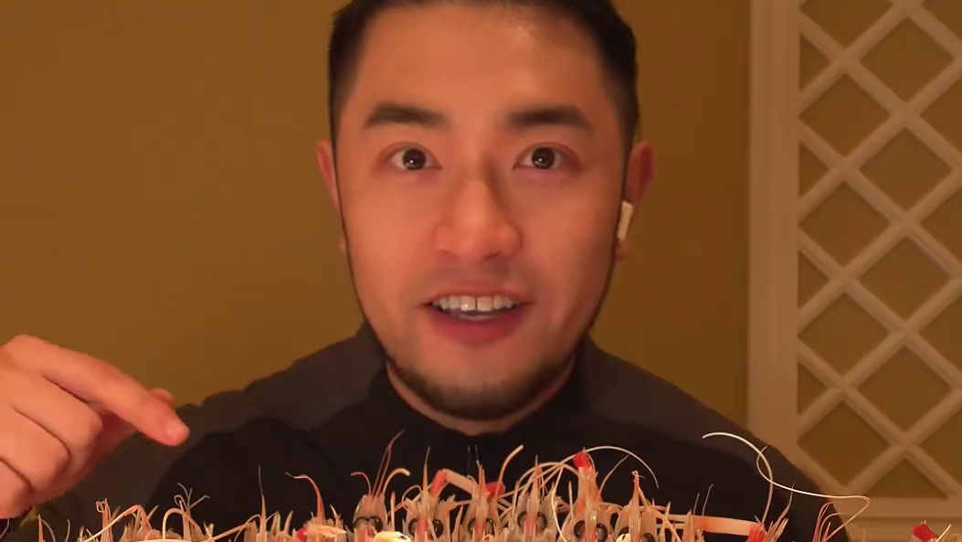 998/胃！上海超贵海鲜自助！鲜活海鲜库库炫 陪女朋友来上海做头发！顺便带她吃顿好的！让你们说我回威