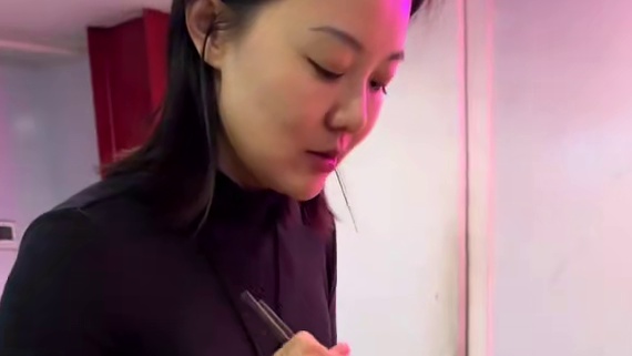 挑战一片树叶交换美好，第七十九餐。#一起去扫街送ta上美食榜#人间温暖#美食#叶子换饭