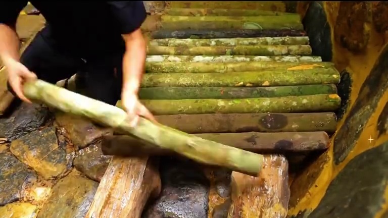 这是我见过最奇幻的庇护所，他的建造方式十分独特！