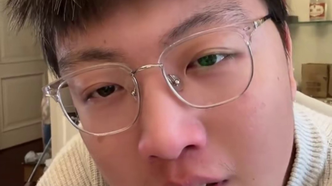 崔泽建之神秘厕所男