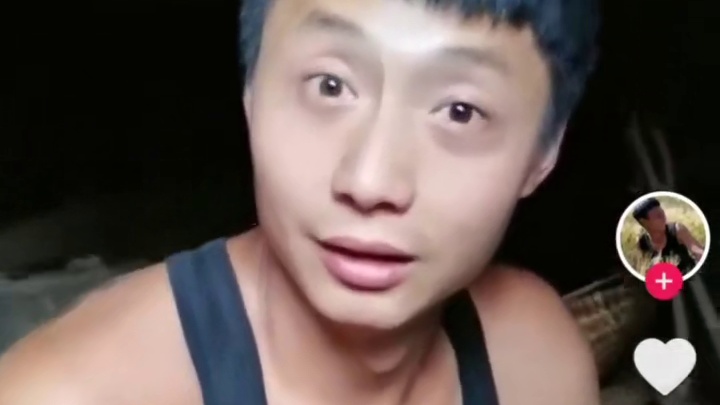 这个视频看一遍要笑三天#看一遍笑一遍 #搞笑视频 #哭笑不得的人生