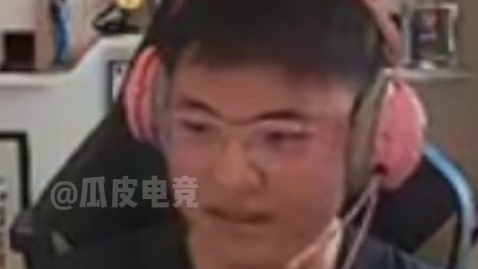 Uzi直播时谈AJ去RNG要钱