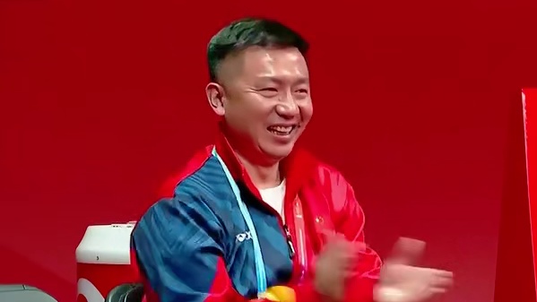 陈雨菲被林丹附体打出最牛一球