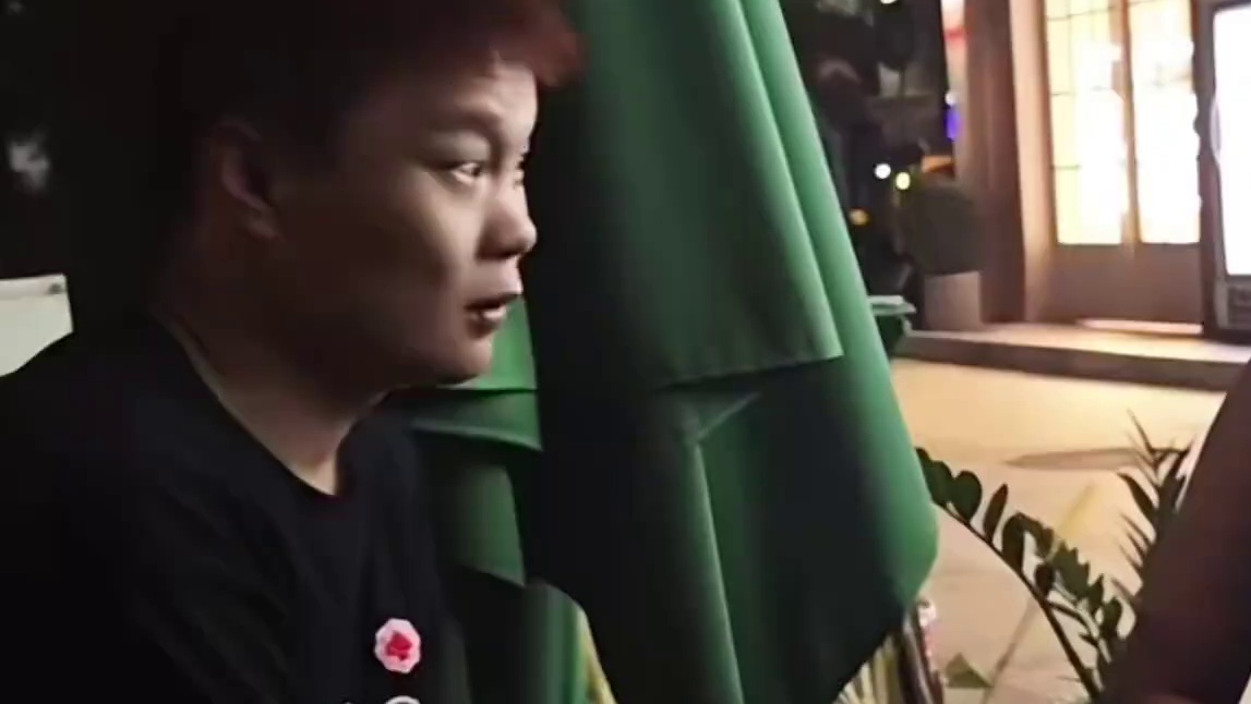 找对象就得找这种有力的
#小小小酷哥 #组织1995