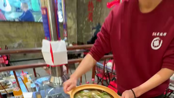 阜阳我逢人必推的烟火气大排挡！！降温了鲜羊排煲安排上真的太鲜啦
