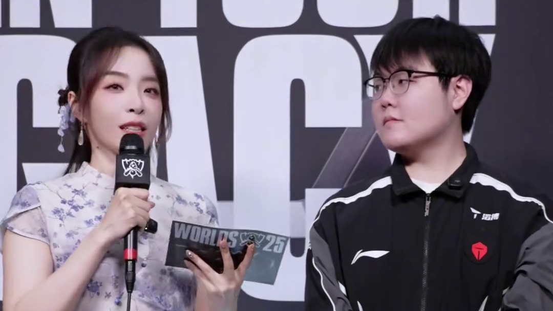 369采访:没有人会一直输! #TES战胜G2 #S15淘汰赛 #英雄联盟S15 #上聊S1