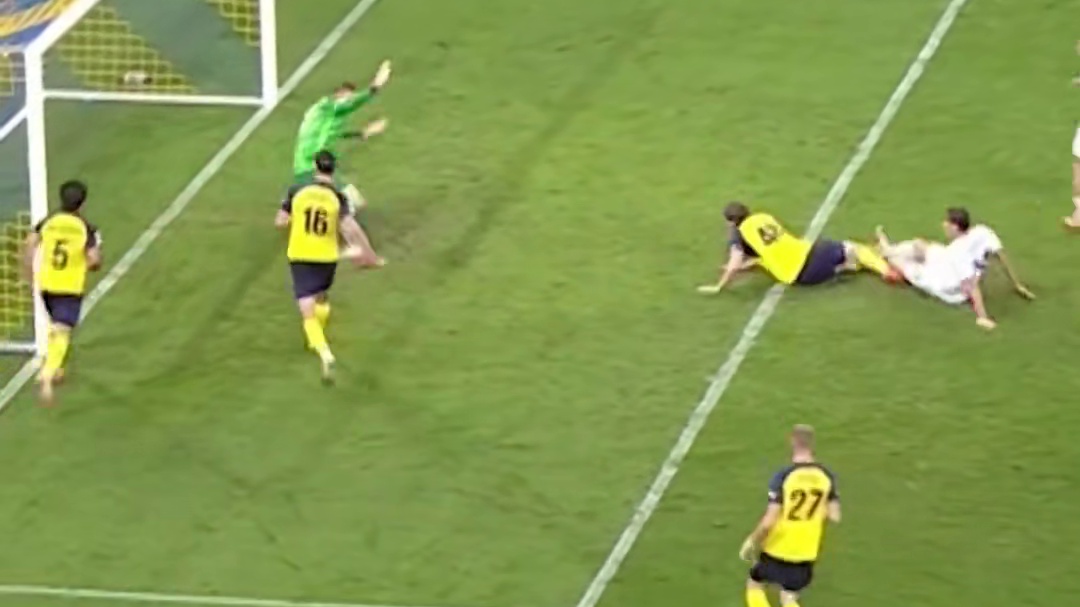 1分钟集锦 四球大胜圣吉罗斯联合，连续三场欧冠零封！