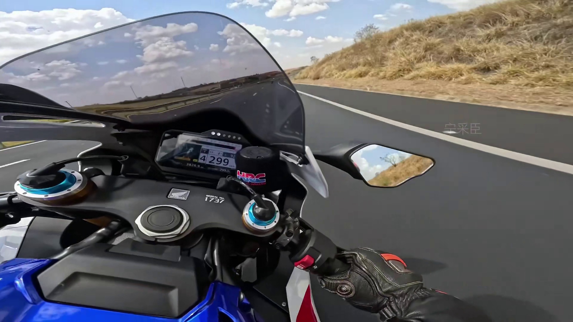 本田火刃：我4档高铁 5档冲击波 6档上天