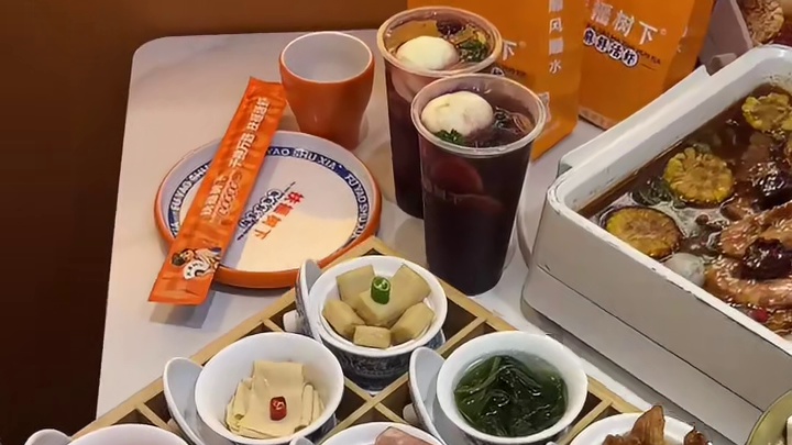 荔枝椒麻鲜活虾真的好吃#千挑万选扶摇活虾#生日仪式感#吃火锅的正确方式 #附近美食#吃喝玩乐