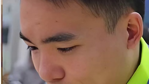 曹岩磊 VS 蒋川巅峰战！赤兔马险象环生，飞刀出鞘杀绝对手！