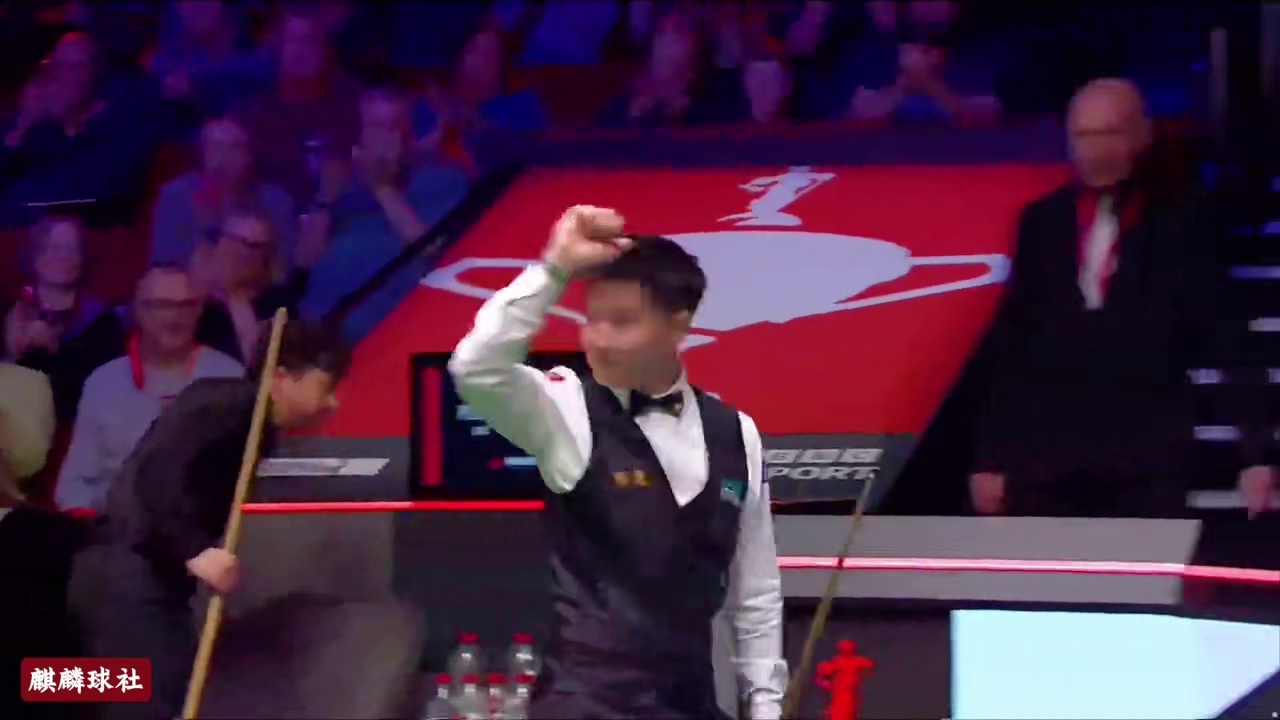 赵心童晋级世锦赛八强，下轮对战伟克林，今年剑指冠军？(3)