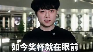 時隔五年 許秀復(fù)誦“圣經(jīng)” #ShowMaker  #S15淘汰賽  #英雄聯(lián)盟S15  #上聊