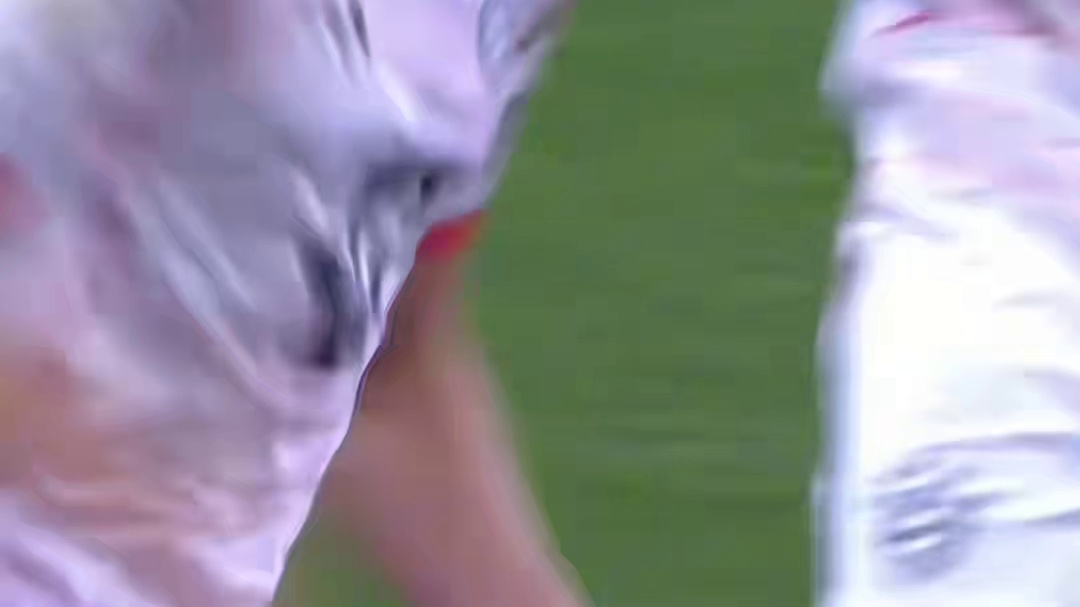 这是我见过除了德布劳内之外最der的庆祝