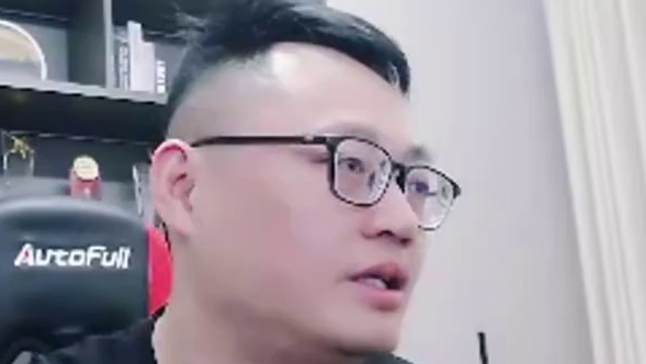 苔丝吃鸡，就是这么简单 #炉石传说 #酒馆战棋