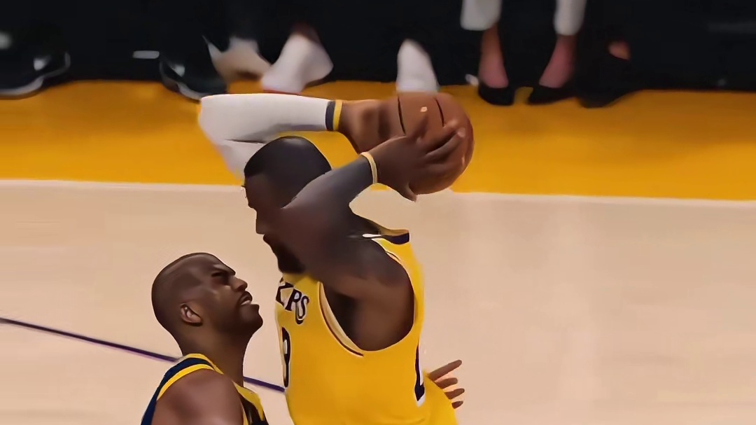 通过慢镜头，感受下老詹的动作有多细节