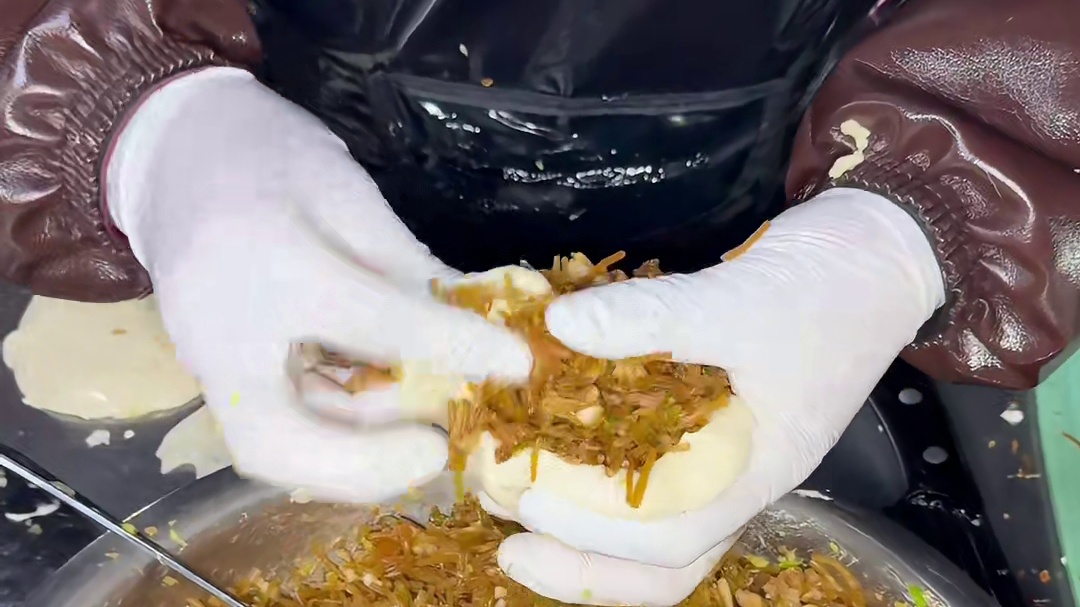 镶县美食肉盒，镶县粉条肉盒