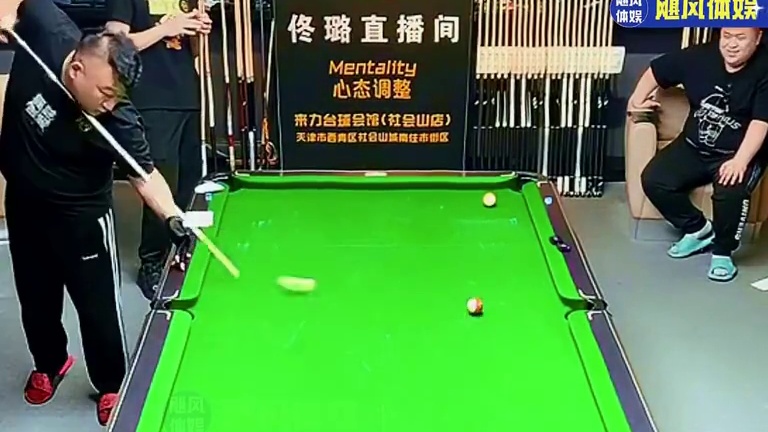 11档的张堃鹏，也被花枪王佟璐打成追梦人 #台球  #台球是一种生活 #佟璐 #张堃鹏