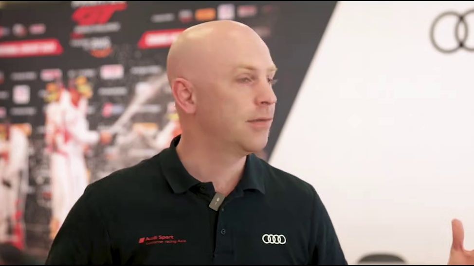 共同回顾2024赛季余快在主场作战的战绩 阔别多年，重返上海，