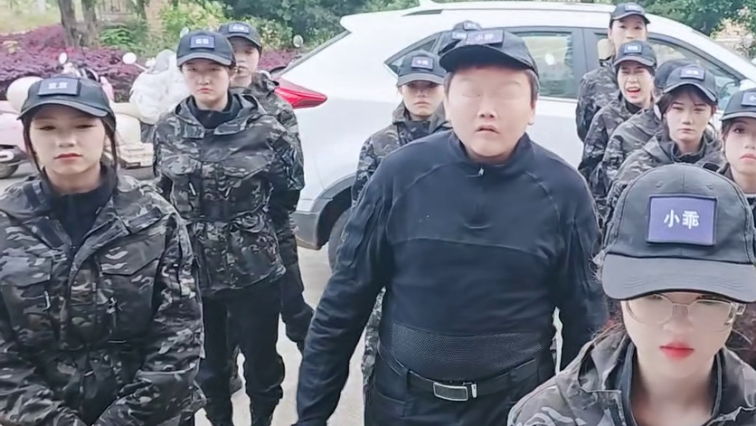 海AJ铁人八项 116 233 1995