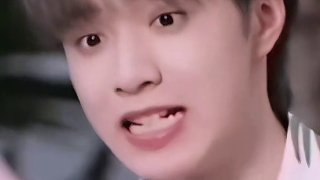 劉耀文小嘴跟抹了毒一樣