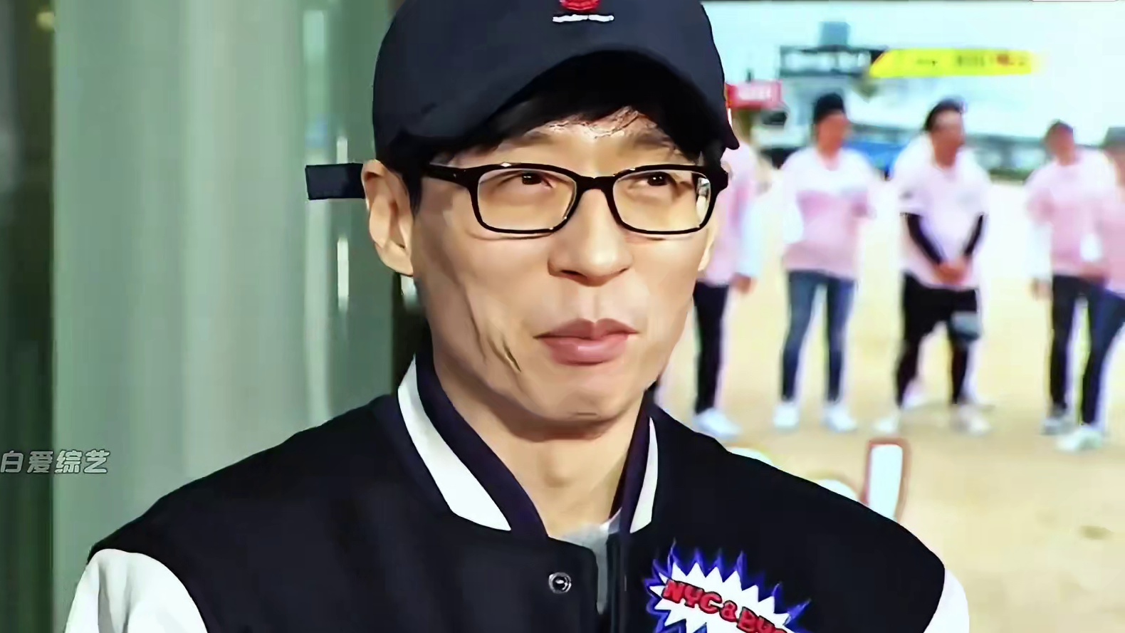 当成员们想去李光洙家拜访，你看看他的表情有多好笑