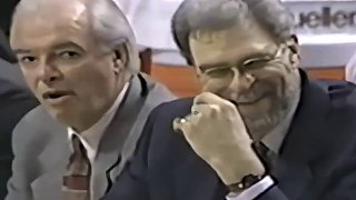 喬丹傳記第17集：公牛隊(duì)是如何做到，單賽季72勝的？這群平均年齡，31歲的老流氓們，會(huì)給你答案。