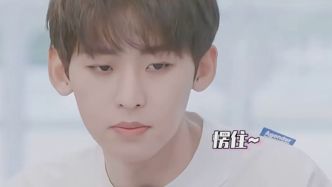 在名侦探学院  里永远是被宠着的小朋友呀