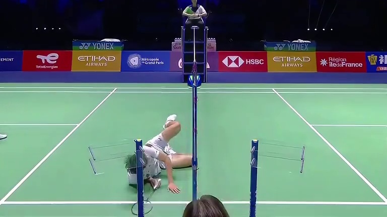 骆建佑的争议球，裁判为何这样判