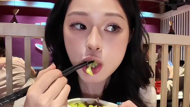 辣可可的秋季新品太适合广东宝宝了！小炒花龙，南瓜酥香大虾，焗豆腐…嘴巴吃爽同时身体也舒服！