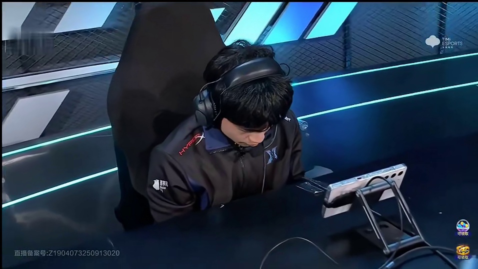 狮子夺得总冠军！狮子击败沃克