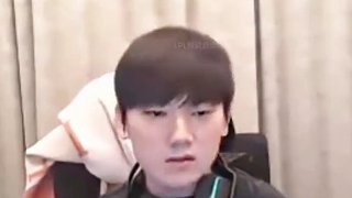 JKL談LPL新選人規(guī)則 JKL談LPL新選人規(guī)則：進(jìn)池子沒有選擇權(quán)了， 如果被拍了又不去那就第三賽段見，真不行我也真就休息了