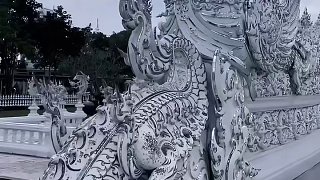 好像是從地獄到天堂的橋